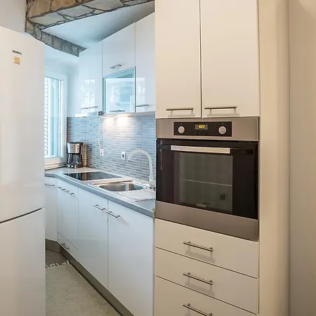 Sara Apartment