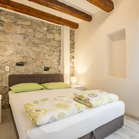 Apartment Sara Hvar Town